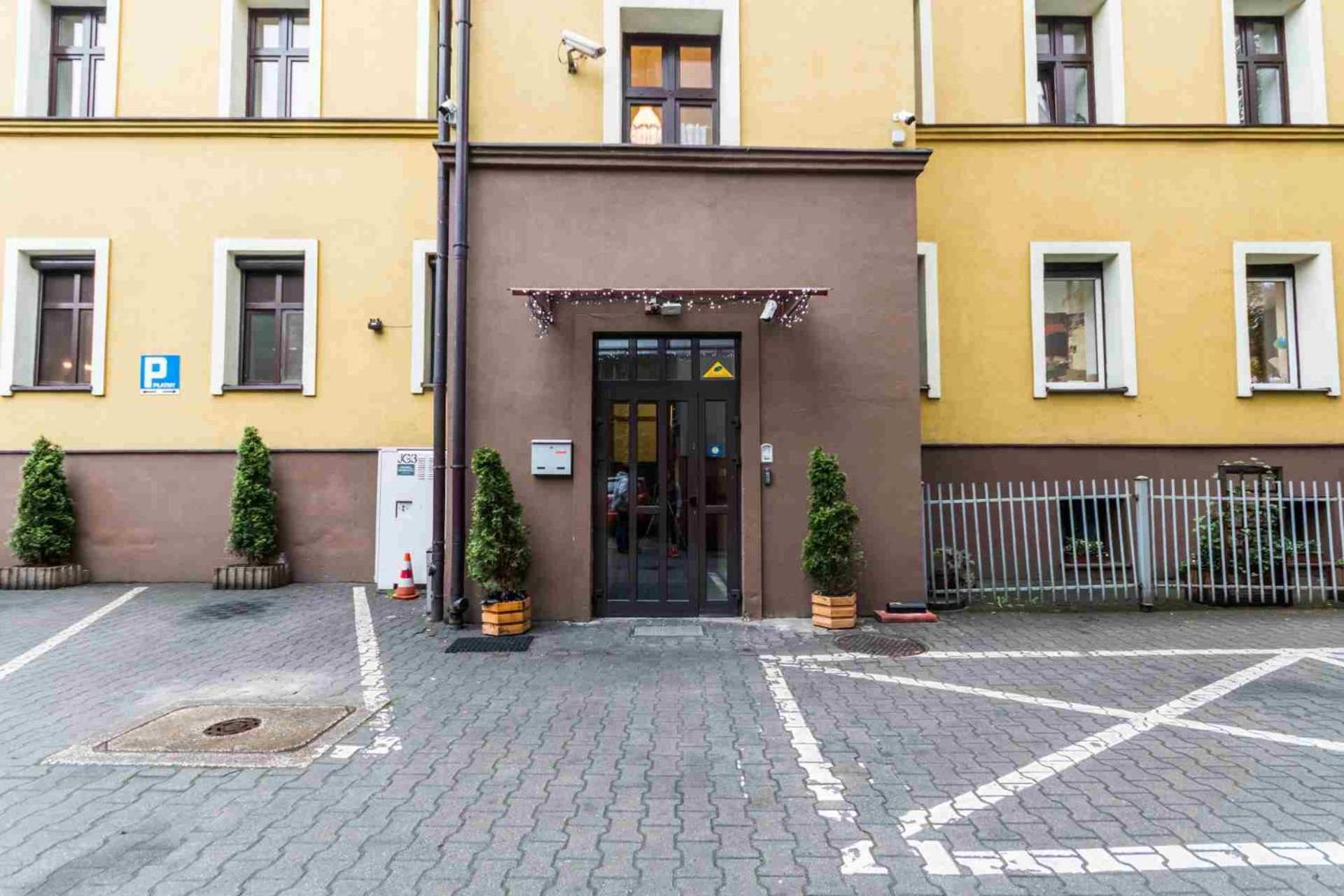 Hostel Nina Катовице Экстерьер фото